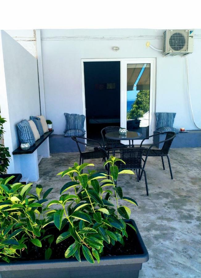 Gasthaus New Seafront Studio Anavyssos Exterior foto